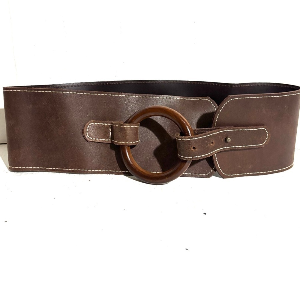 Shak Brown Leather Belt with Wooden Buckle size S/P